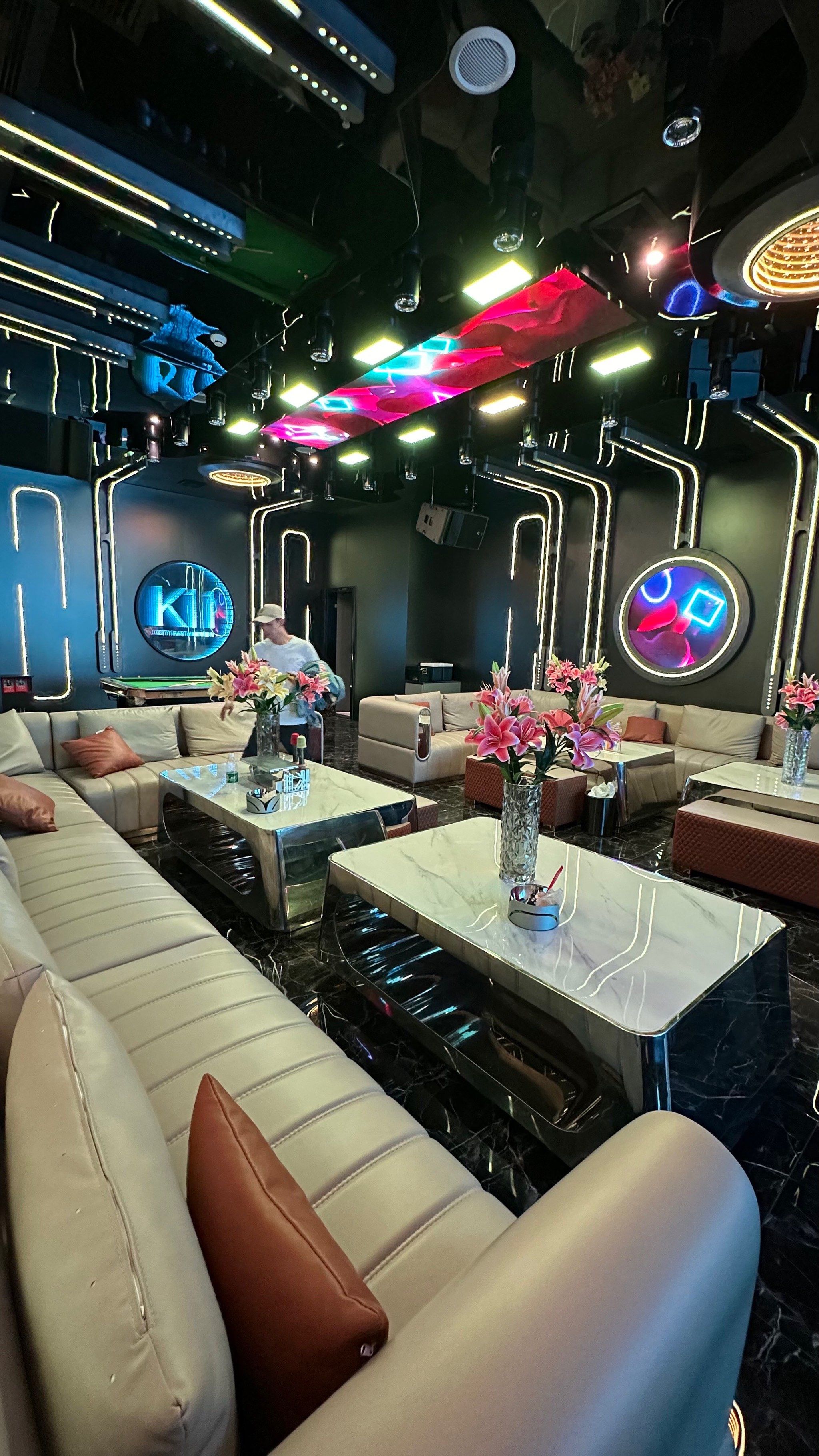 南阳商务ktv推荐中低端商务ktv选择指南-宛城区ktv预定